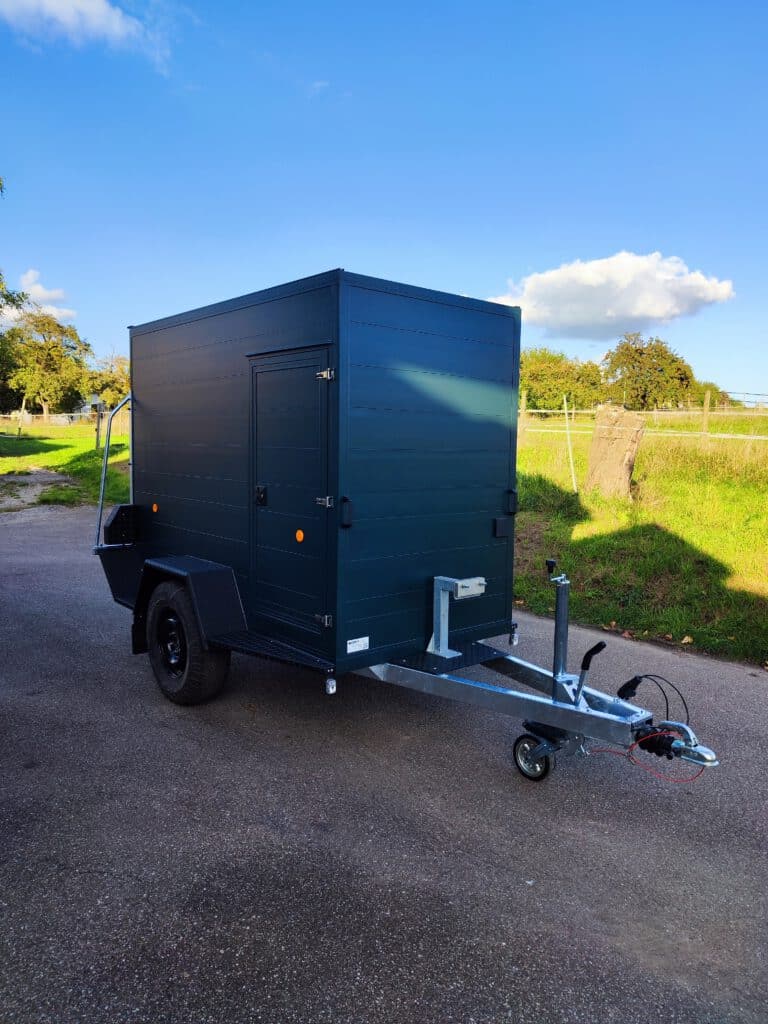 offroadanhänger zeltanhänger corse in grün