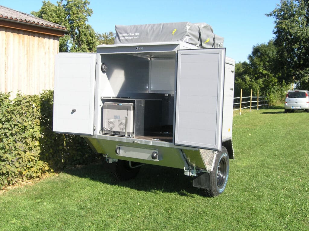 offroadanhänger zeltanhänger dachzelt corse