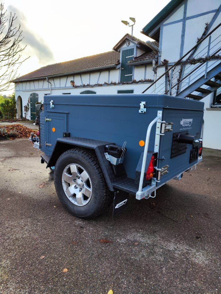 offroadanhänger zeltanhänger iceland grau radträger