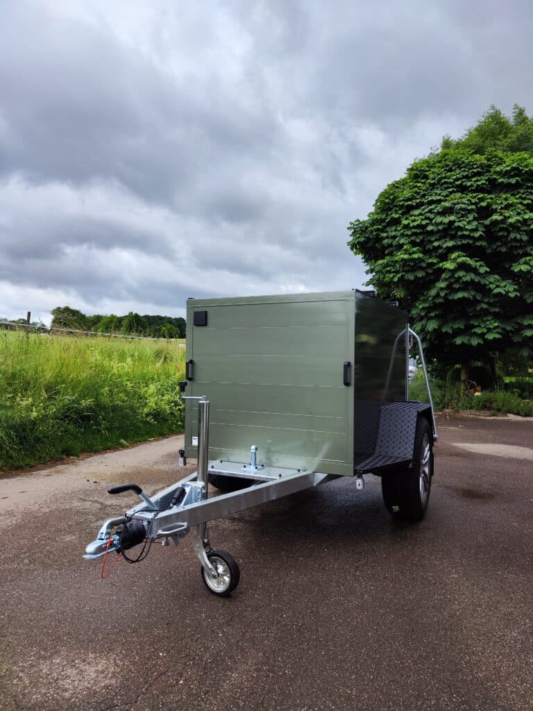 offroadanhänger zeltanhänger dachzelt corse landrover defender