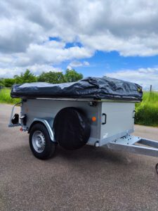 zeltanhänger strada als onroadanhänger mit anhängerzelt tanami in silber